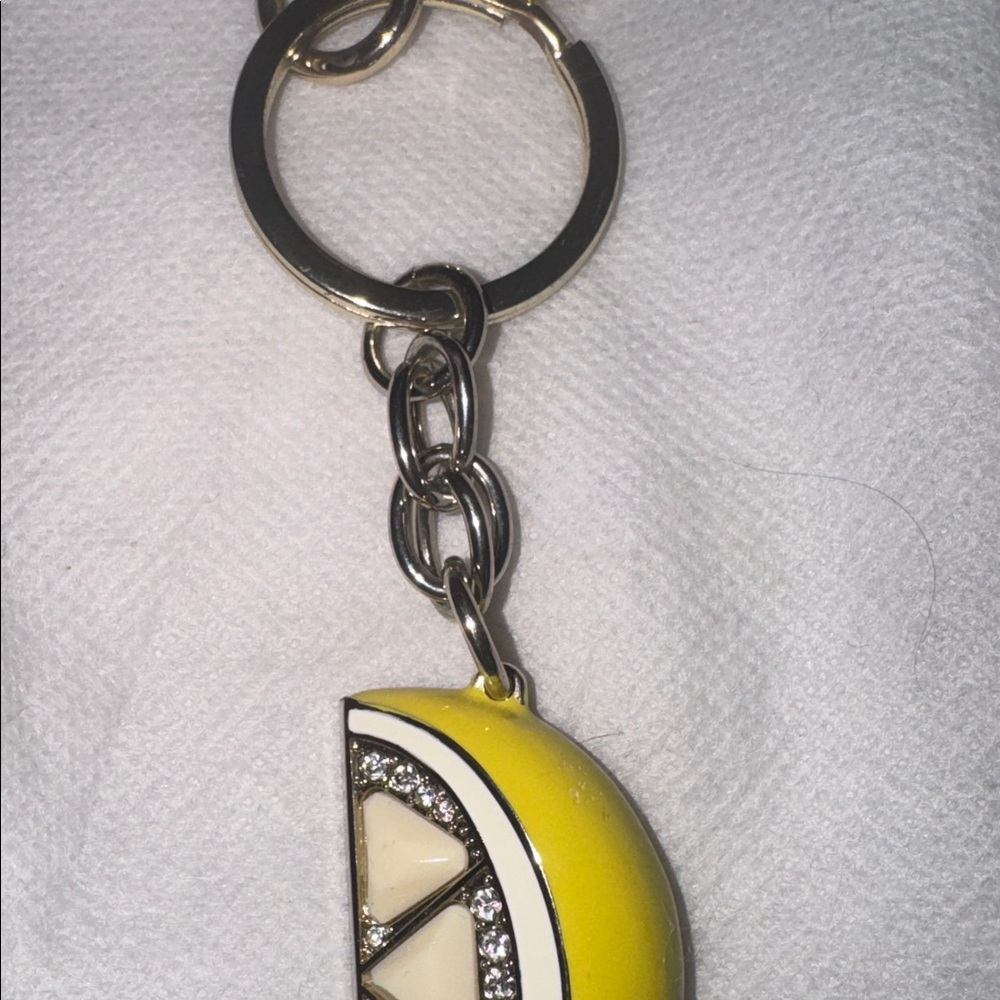 NWOT, Kate Spade vintage gold/ lemon slice key/bag charm. - Picture 2 of 7